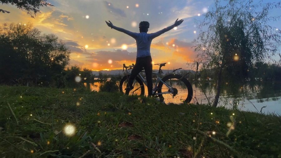 1772338938_small group Vietnam e-bike tour.jpg